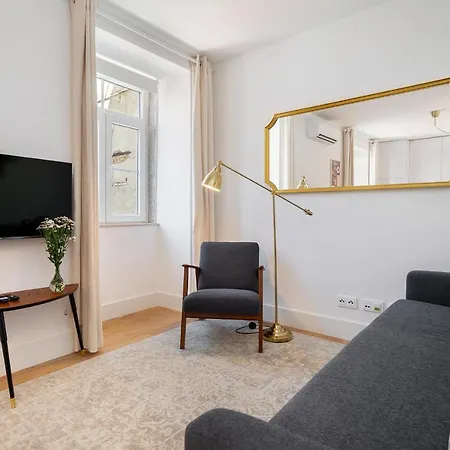 Modern By Soulplaces Apartment *