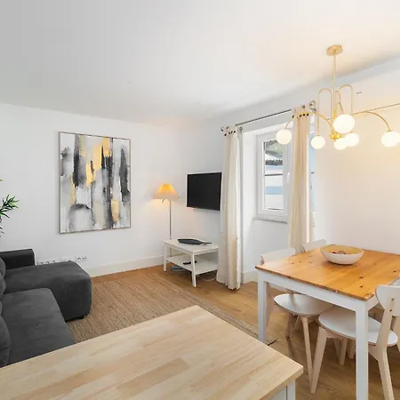 Modern By Soulplaces Apartmán