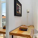 Modern By Soulplaces *